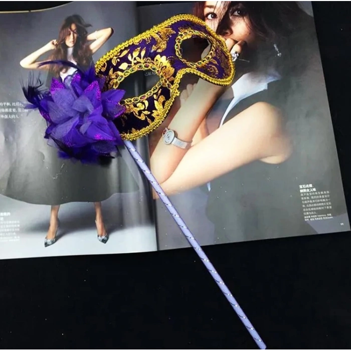 Lüks Taşlı Saplı Maskeli Balo Maskesi Mor Renk 35 cm