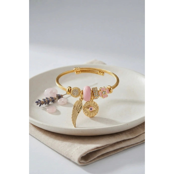Pembe Göz Model Gold Renk Charmlı Bileklik