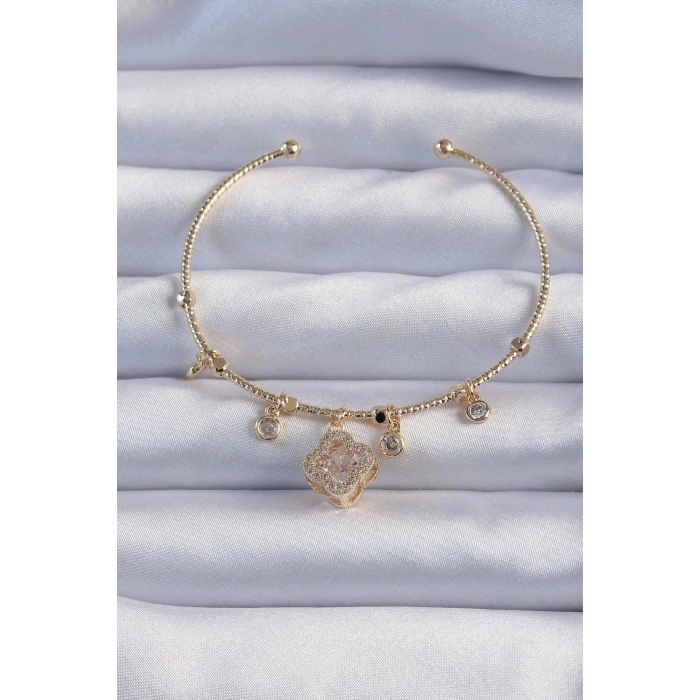 Pirinç Altın Renk Zirkon Taşlı Yonca Model Charm Bileklik