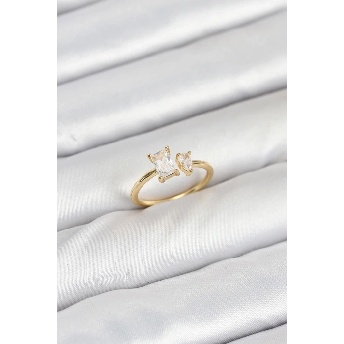 Pirinç Gold Renk Zirkon Taşlı Kadın Yüzük