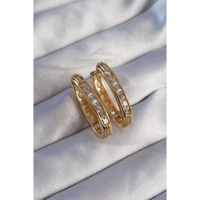 Pirinç Gold Renk Zirkon Taşlı Oval Model Küpe