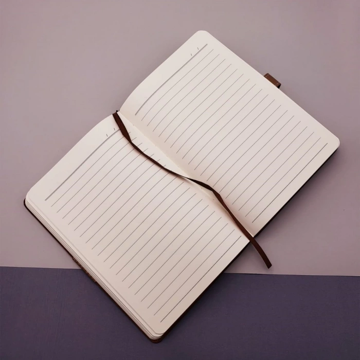 Siyah Tokalı Tarihsiz Ajanda Defter Kalem Set