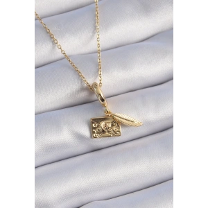 316L Çelik Gold Renk Kalp Detay Mektup Figür Charm Model Kadın Kolye