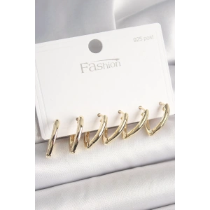 925 Ayar Gümüş Çivi Pirinç Gold Renk Üçgen Model Kadın Küpe Seti