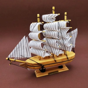 Dekoratif Ahşap Gemi Maketi (24 cm)