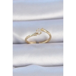 Pirinç Gold Renk Beyaz Çiçek Model Zirkon Taş Detay Kadın Yüzük