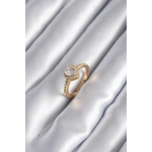 Pirinç Gold Renk Zirkon Taşlı Kalp Charm Model Kadın Yüzük