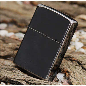 Siyah Zippo Çakmak
