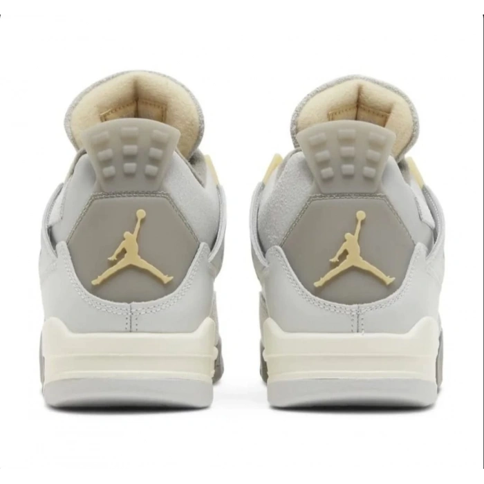 Nike Air Jordan Retro 4 SE Craft Photon Dust