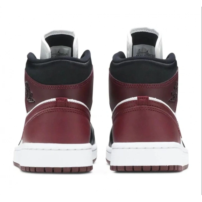 Nike Air Jordan 1 Mid Gold Pendant