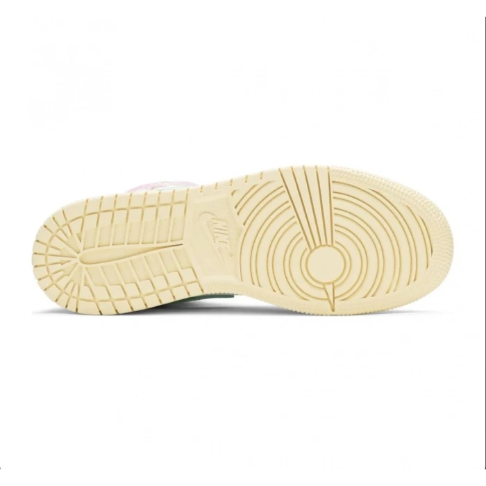 Nike Air Jordan 1 Mid Paint Drip