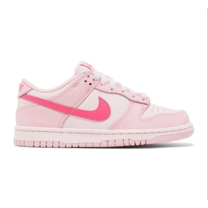 Nike Dunk Low Triple Pink