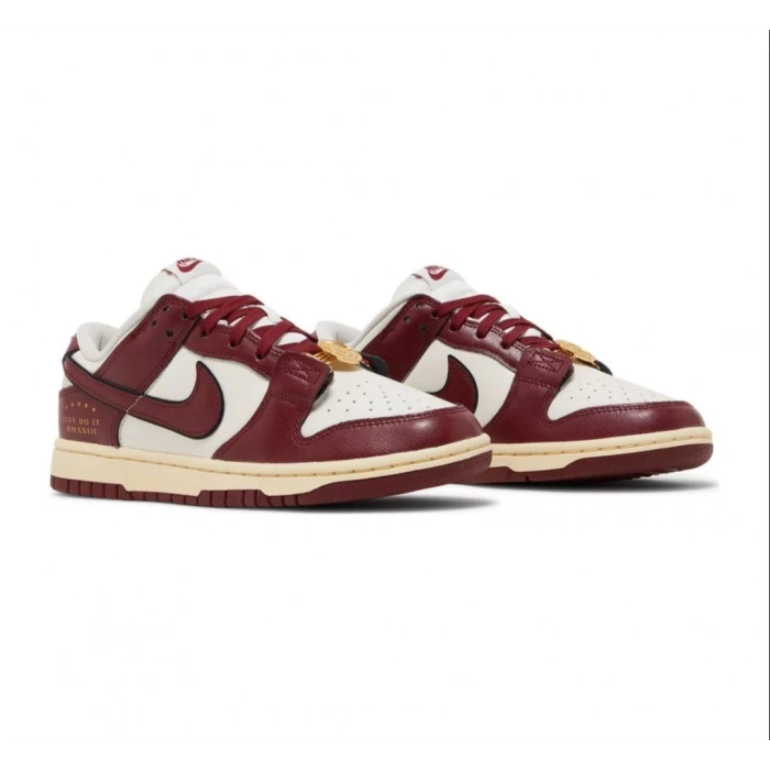 Nike Dunk Low SE Just Do It Sail Team Red
