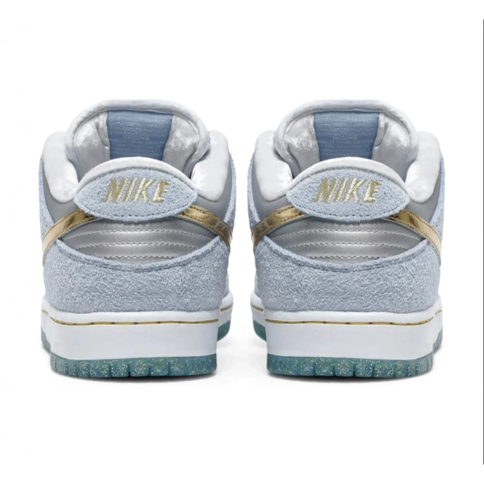 Nike Sean Cliver x Dunk Low SB Holiday Special