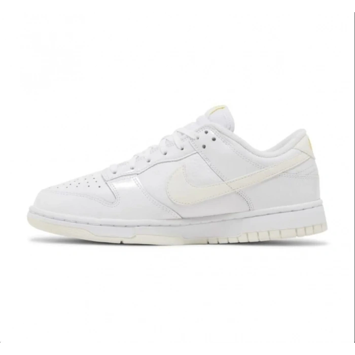 Nike Dunk Low Valentine’s Day – Yellow Heart