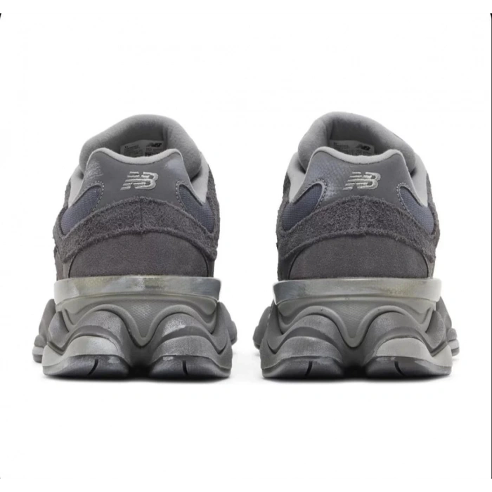 New Balance 9060 Magnet