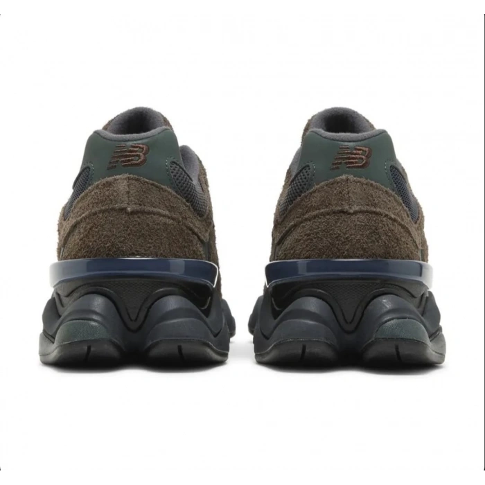 New Balance 9060 Beef & Broccoli