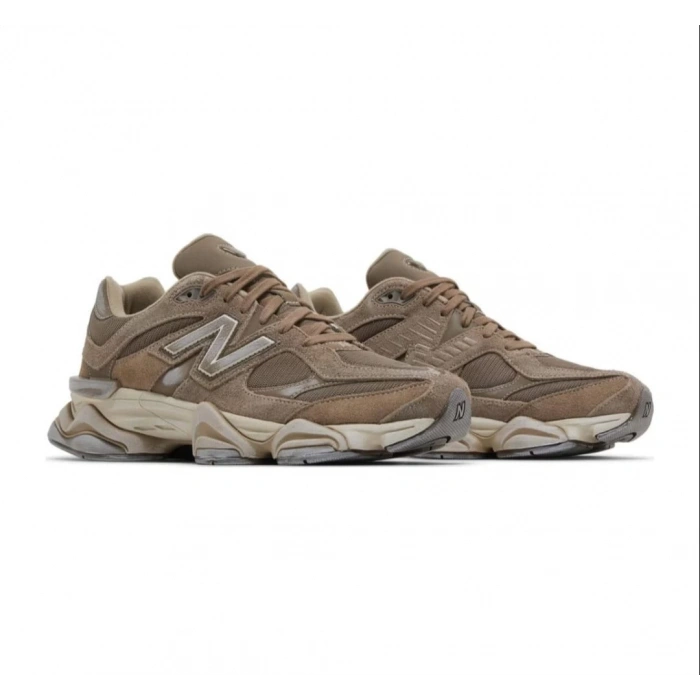 New Balance 9060 Mushroom