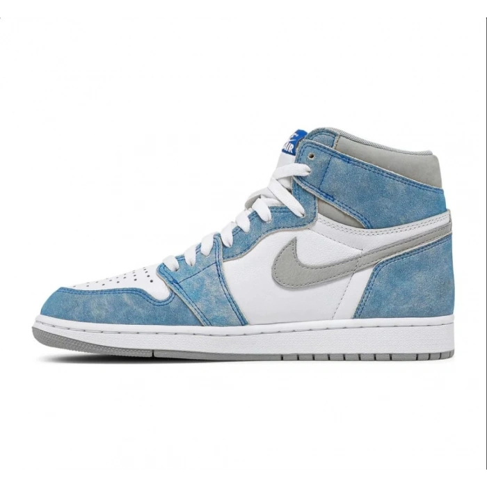 Nike Air Jordan 1 High Hyper Royal