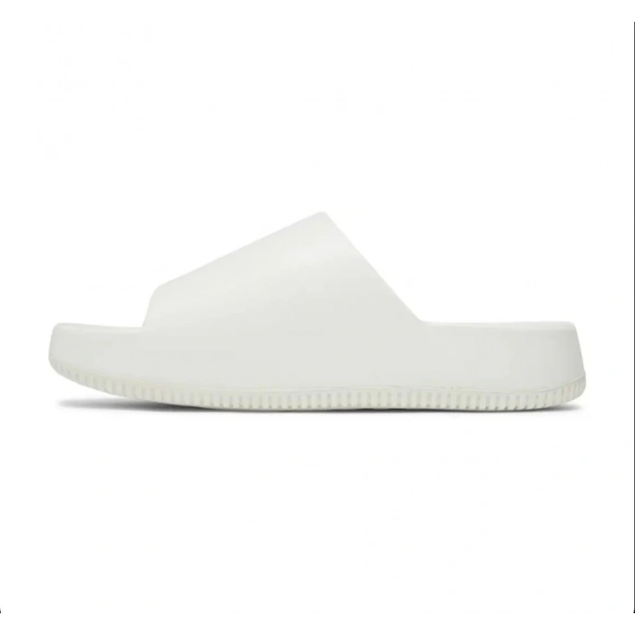 Nike Calm Slide sail
