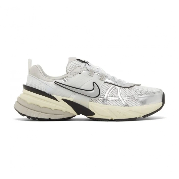 Nike V2K Run Summit White