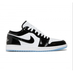 Nike Air Jordan 1 Low SE Concord