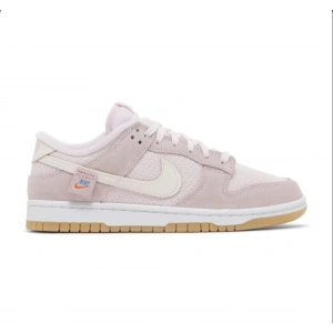 Nike Dunk Low Teddy Bear – Light Soft Pink