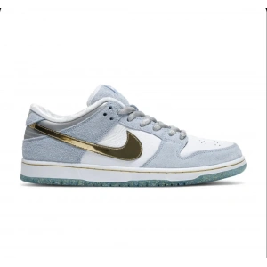 Nike Sean Cliver x Dunk Low SB Holiday Special