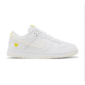 Nike Dunk Low Valentine’s Day – Yellow Heart