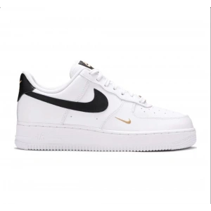 Nike Air Force 1 07 Essential White Black