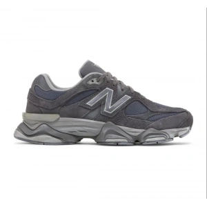 New Balance 9060 Magnet