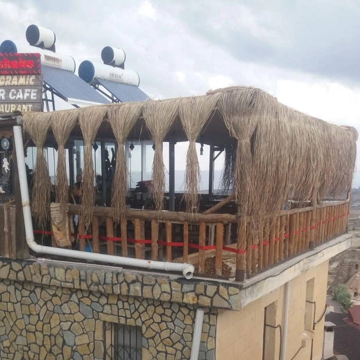 1 Metre x 2 Metre Hasır Püskül Otu Saçaklı Ot