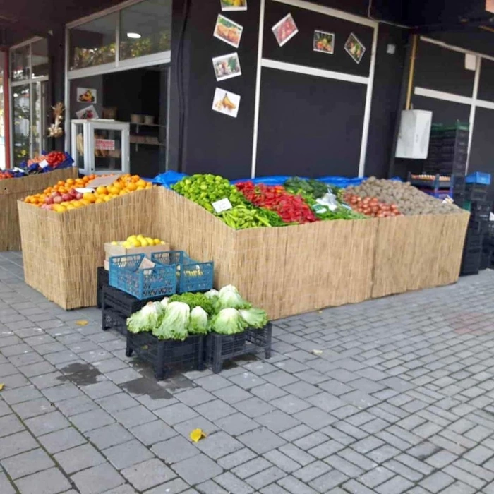 2,50 Metre X 6 Metre Hasır Bahçe Çiti Gölgelik