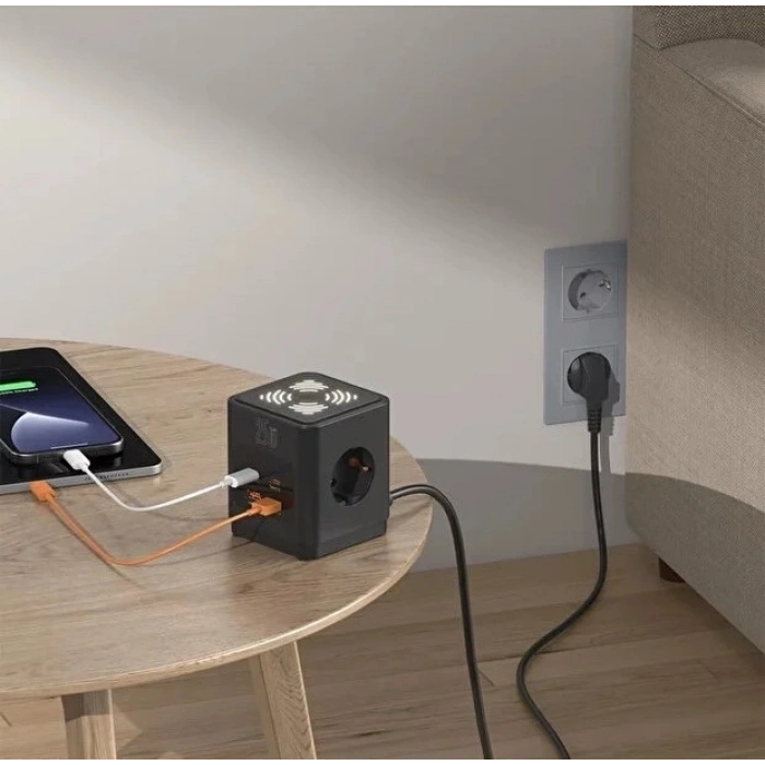 Akım Korumalı 3’lü Priz Gece Lambalı 25w 2xusb 2xtype-c Çıkış Yüksek Gerilim Koruma Priz Çoğaltıcı