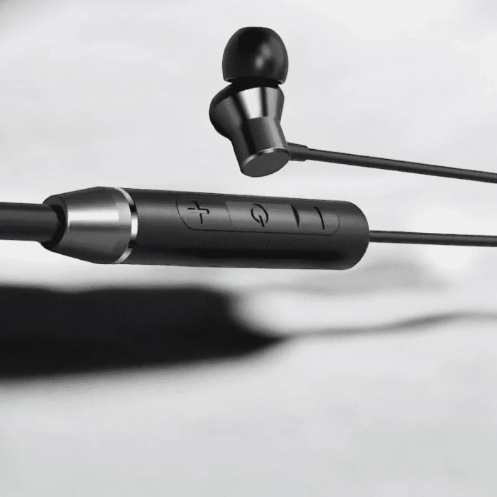 Boyun Bantlı Kablolu Kulaklık Anc Özelliği Uzun Şarj Süreli Sporcu Kulaklığı 100 Saat