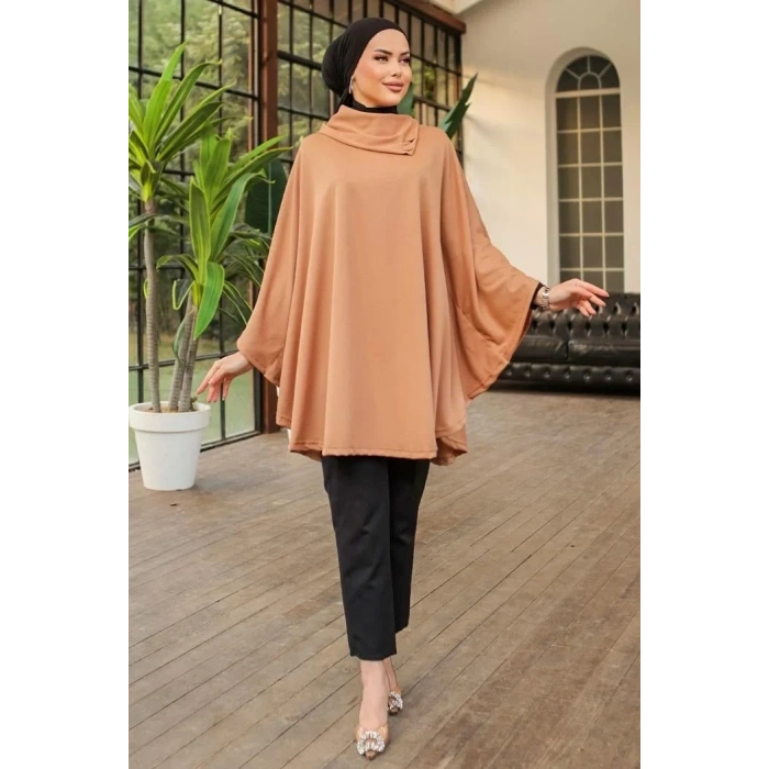Düğme Detaylı Şık Tasarımlı Bej Şal Yaka Panço