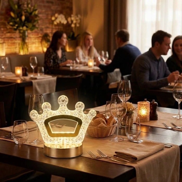 Kral Tacı Model Kristal LED Masa Lambası – Dokunmatik, 3 Renk Işık Modlu, Şarjlı Mini Dekoratif Gece Lambası (5263)