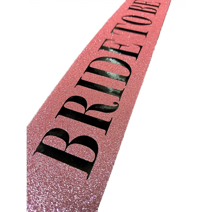 Pembe Üzeri Siyah Büyük Bride To Be Yazılı Simli Işıltılı Kuşak Kemer 10 cm Genişlik (5263)