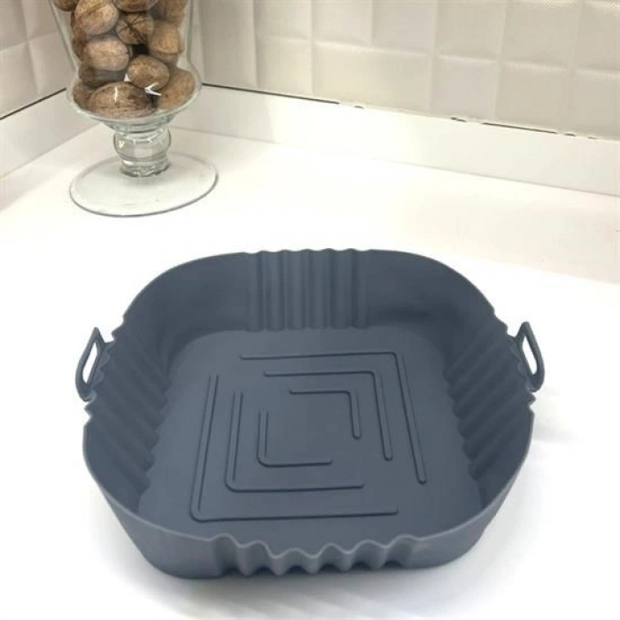 Renkli Isıya Dayanıklı Yıkanılabilir Silikon Fırın  Airfryer Kare Model Pişirme Matı 20 cm (5263)