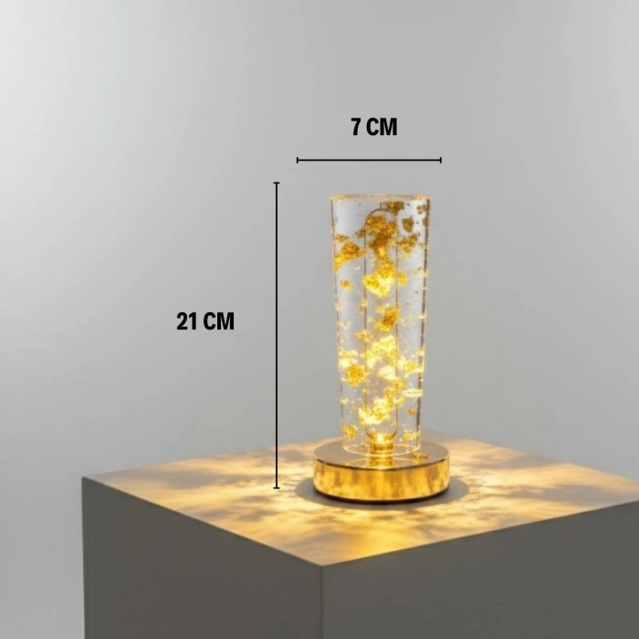 Silindirik Kristal Altın Toz Model LED Masa Lambası – Gold Tabanlı, Dokunmatik, 3 Renk Işık Modlu, Şarjlı Modern Dekoratif Gece Lambası (5263)