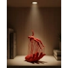 3d El Üzerinde İnsan Figürü Kırmızı Sanatsal Masa Üstü Dekor 12x18 Cm