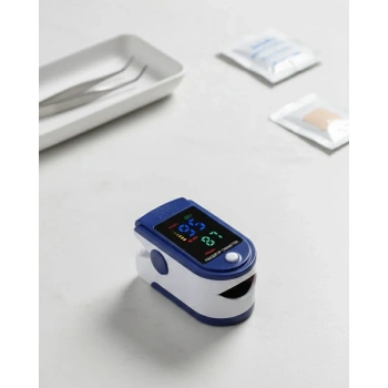 Dijital Parmak Tipi Oksimetre Hızlı Ve Doğru Oksijen Ölçümü