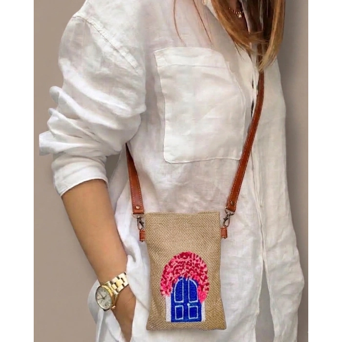 BEGONVİL DESENLİ PUNCH TELEFON ÇANTASI