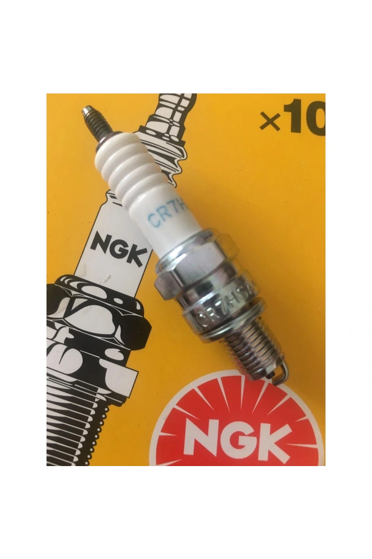 Buji 4549 Cr7-hsa Ngk Reziztanslı Honda Yamaha Suzuki