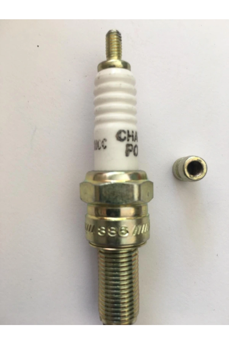 Champion P-RG4HCC Reziztanslı Buji Bajaj Pulsar Yan Orjinal Buji