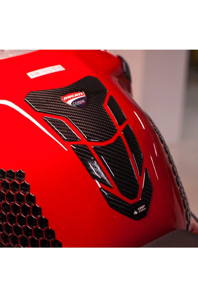 Ducati İle Uyumlu Grippach Kaydırmaz 6D Karbon Tank Pad (STİCKER DEĞİLDİR) GC12