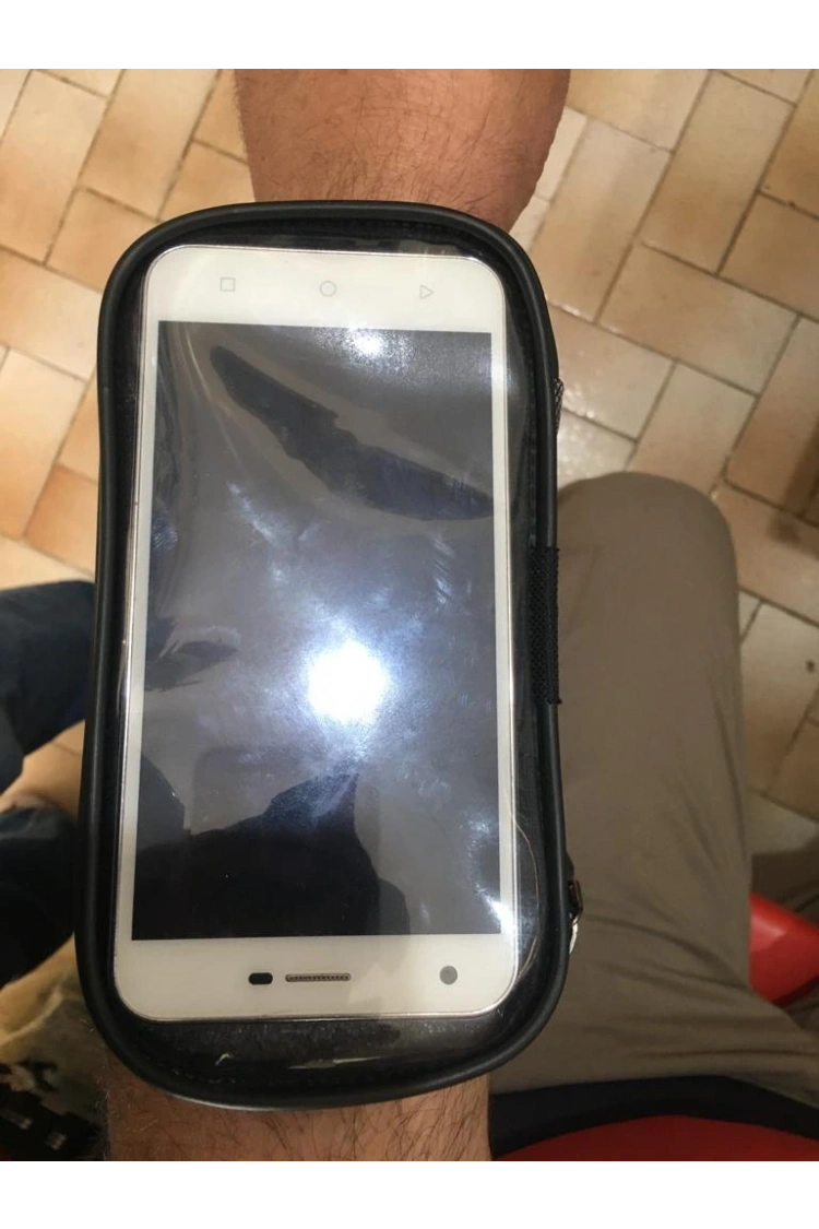 Siyah Su Geçirmez Kol Bağlantılı Lastikli Ayarlı Telefon Tutucu