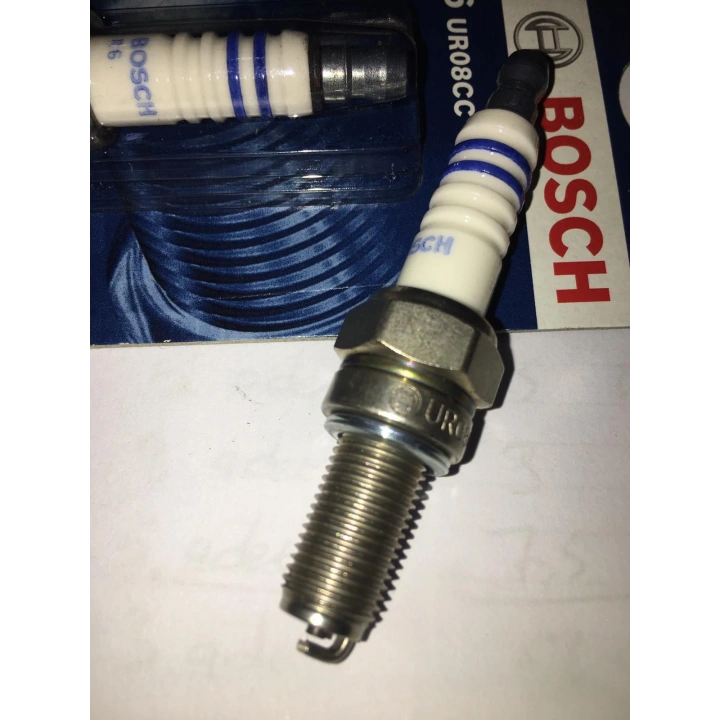 Bosch UR8CC Buji NMax PCX125/150 CBF150- SPACY-ALPHA- PULSAR 200 WEGO ACTIVA-S TRANSALP 750 RKS SPONTINI 110(NGK CPR8EA-9)