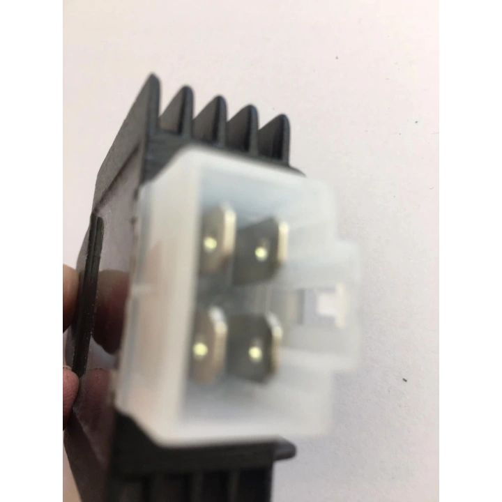 Regülatör Cup 100 110 4 Fiş Konjektör