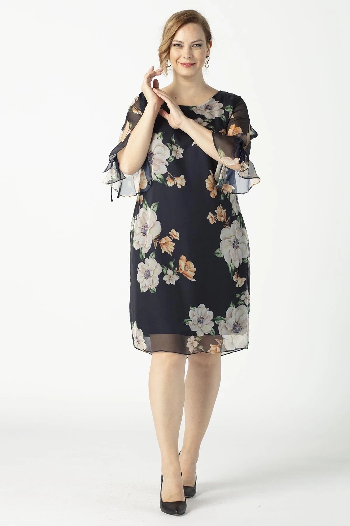 3131 Çiçekli Şifon Tarz Büyük Beden Şık Elbise Lacivert